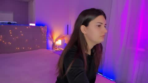 Laura online show from 5, 4, 2026