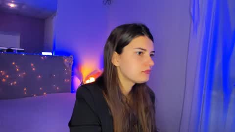 Snapshot of laura__leee chatting on 30, 5, 2026 Laura online show from 30, 5, 2026