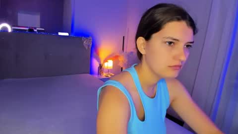 Snapshot of laura__leee chatting on 29, 6, 2026 Laura online show from 29, 6, 2026