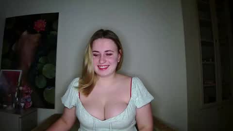 Snapshot of laura__nelson chatting on 4, 2, 2026 Laura Nelson online show from 4, 2, 2026