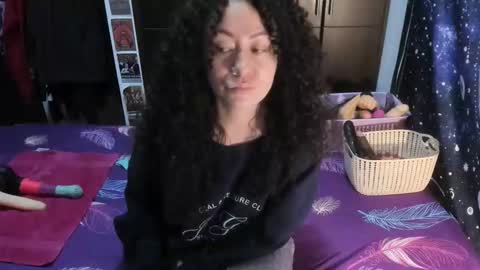 Snapshot of laura_anal_ chatting on 25, 11, 2025 Wen online show from 25, 11, 2025