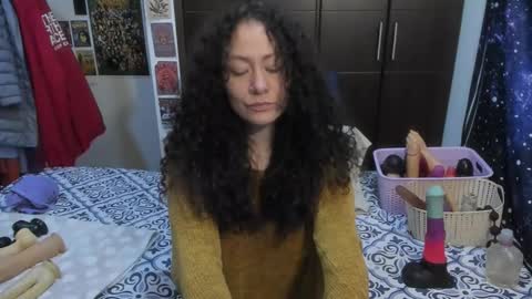 Snapshot of laura_anal_ chatting on 8, 1, 2026 Wen online show from 8, 1, 2026