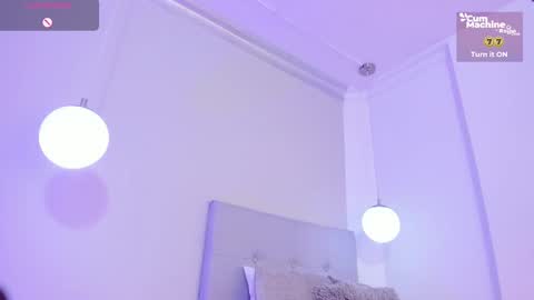 Snapshot of laura_bonnet_ chatting on 9, 2, 2025 Laura Bonnet online show from 9, 2, 2025