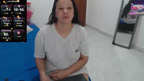 Snapshot of laura_foxx2379 chatting on 1, 11, 2025 laura_foxx2379 online show from 1, 11, 2025