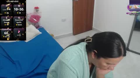 Snapshot of laura_foxx2379 chatting on 2, 11, 2025 laura_foxx2379 online show from 2, 11, 2025