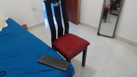 Snapshot of laura_foxx2379 chatting on 13, 12, 2025 laura_foxx2379 online show from 13, 12, 2025