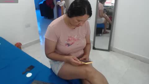 Snapshot of laura_foxx2379 chatting on 13, 1, 2026 laura_foxx2379 online show from 13, 1, 2026