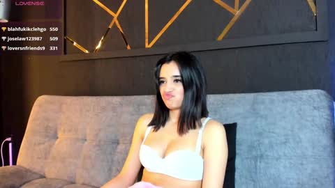 Laura online show from 1, 3, 2025