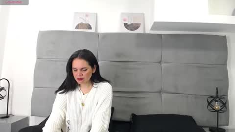 laura hotties online show from 21, 2, 2025