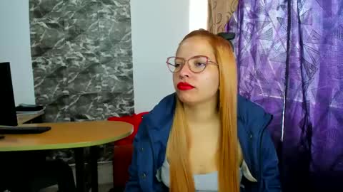Snapshot of laura_marlyn chatting on 17, 1, 2025 LARA online show from 17, 1, 2025