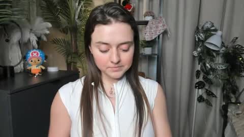 Snapshot of laura_mutti chatting on 17, 4, 2026 Samantha online show from 17, 4, 2026