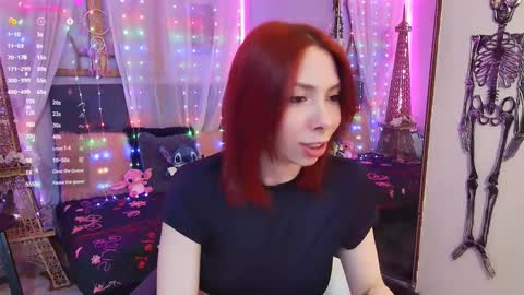Snapshot of laura_olssen chatting on 4, 3, 2025 Kate online show from 4, 3, 2025