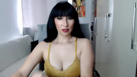 Snapshot of laura_pervert_ chatting on 14, 9, 2025 Laura online show from 14, 9, 2025