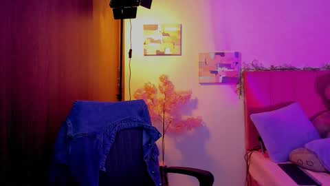 Laura Rose online show from 22, 3, 2026