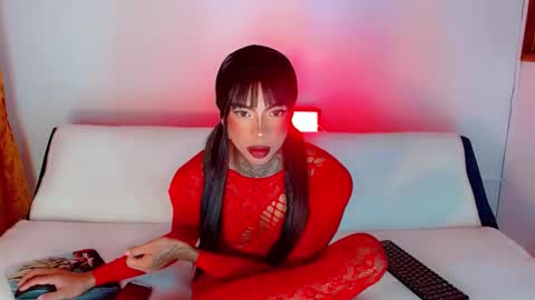 Laura online show from 21, 2, 2025