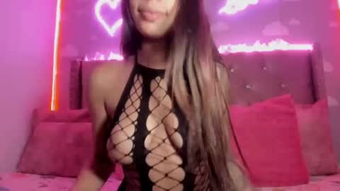 Snapshot of laurabermu2002 chatting on 3, 3, 2025 Jynx maze online show from 3, 3, 2025