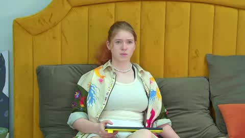 Laura online show from 6, 5, 2026
