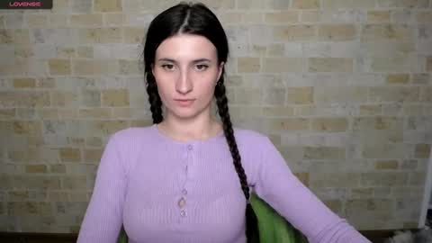 Snapshot of lauradre_ chatting on 10, 2, 2025 Laura online show from 10, 2, 2025