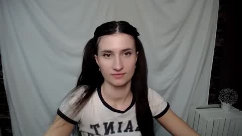 Snapshot of lauradre_ chatting on 17, 2, 2025 Laura online show from 17, 2, 2025