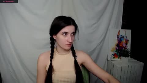 Snapshot of lauradre_ chatting on 28, 2, 2025 Laura online show from 28, 2, 2025