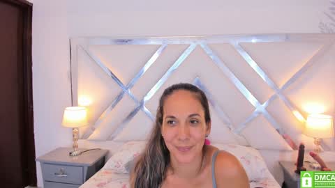 Snapshot of laurafarrely chatting on 2, 12, 2024 Laura online show from 2, 12, 2024