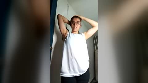 Snapshot of laurag_27 chatting on 19, 7, 2026 laura online show from 19, 7, 2026
