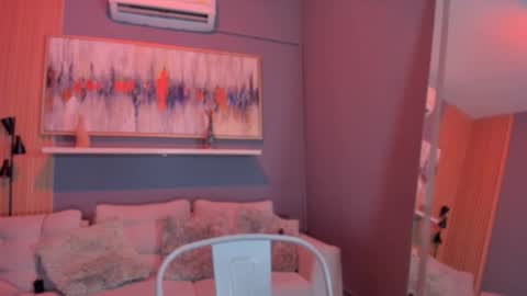 Snapshot of laurah_hill chatting on 26, 9, 2025 Lau online show from 26, 9, 2025