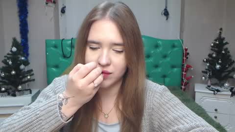 Snapshot of laurahlot chatting on 28, 12, 2024 LauraHlot online show from 28, 12, 2024
