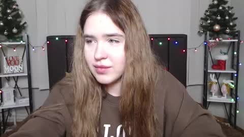 Snapshot of laurahlot chatting on 30, 12, 2024 LauraHlot online show from 30, 12, 2024