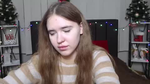 Snapshot of laurahlot chatting on 31, 12, 2024 LauraHlot online show from 31, 12, 2024