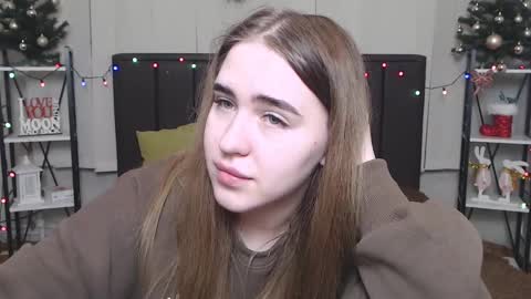 Snapshot of laurahlot chatting on 6, 1, 2025 LauraHlot online show from 6, 1, 2025