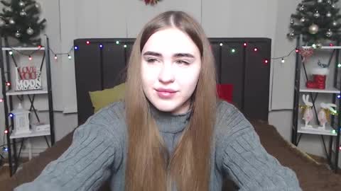 Snapshot of laurahlot chatting on 6, 1, 2025 LauraHlot online show from 6, 1, 2025