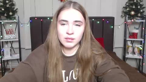Snapshot of laurahlot chatting on 10, 1, 2025 LauraHlot online show from 10, 1, 2025