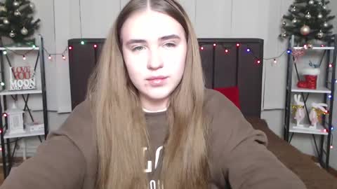Snapshot of laurahlot chatting on 10, 1, 2025 LauraHlot online show from 10, 1, 2025