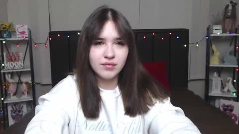 Snapshot of laurahlot chatting on 8, 2, 2025 LauraHlot online show from 8, 2, 2025