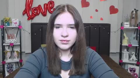 Snapshot of laurahlot chatting on 22, 2, 2025 LauraHlot online show from 22, 2, 2025