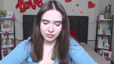 Snapshot of laurahlot chatting on 27, 2, 2025 LauraHlot online show from 27, 2, 2025