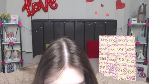 Snapshot of laurahlot chatting on 2, 3, 2025 LauraHlot online show from 2, 3, 2025