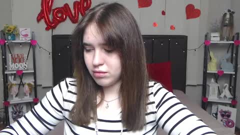 Snapshot of laurahlot chatting on 8, 3, 2025 LauraHlot online show from 8, 3, 2025