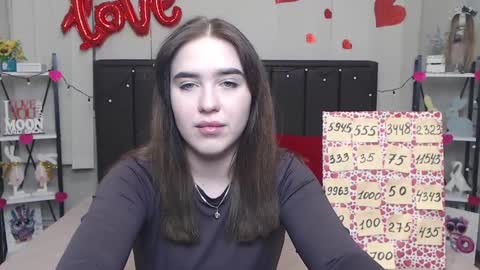 Snapshot of laurahlot chatting on 12, 3, 2025 LauraHlot online show from 12, 3, 2025