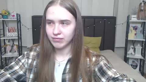 Snapshot of laurahlot chatting on 17, 9, 2025 LauraHlot online show from 17, 9, 2025