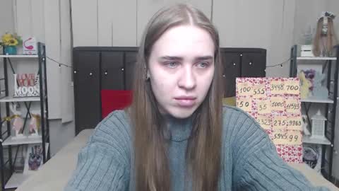 Snapshot of laurahlot chatting on 9, 10, 2025 LauraHlot online show from 9, 10, 2025