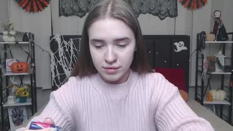 LauraHlot online show from 1, 11, 2025