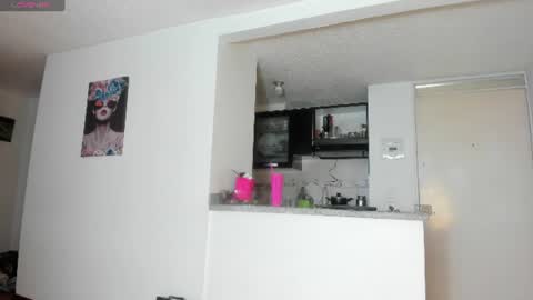 Snapshot of lauramcdowell_ chatting on 14, 6, 2026 Laura online show from 14, 6, 2026