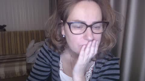 Lauraoven1 online show from 13, 2, 2025