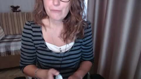 Lauraoven1 online show from 26, 10, 2025