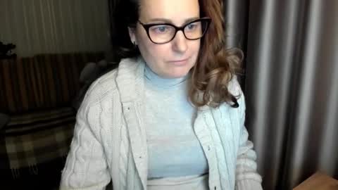 Lauraoven1 online show from 7, 2, 2026