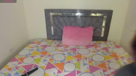 laurasofia01 online show from 5, 4, 2026