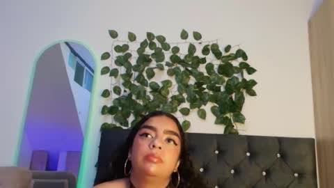 laura online show from 12, 5, 2026