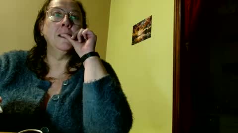 laureanne online show from 2, 12, 2024